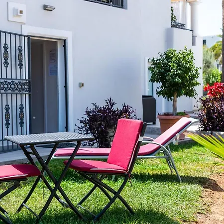 Apartamento En Villa 1 Dormitorio, Las Americas Apartment